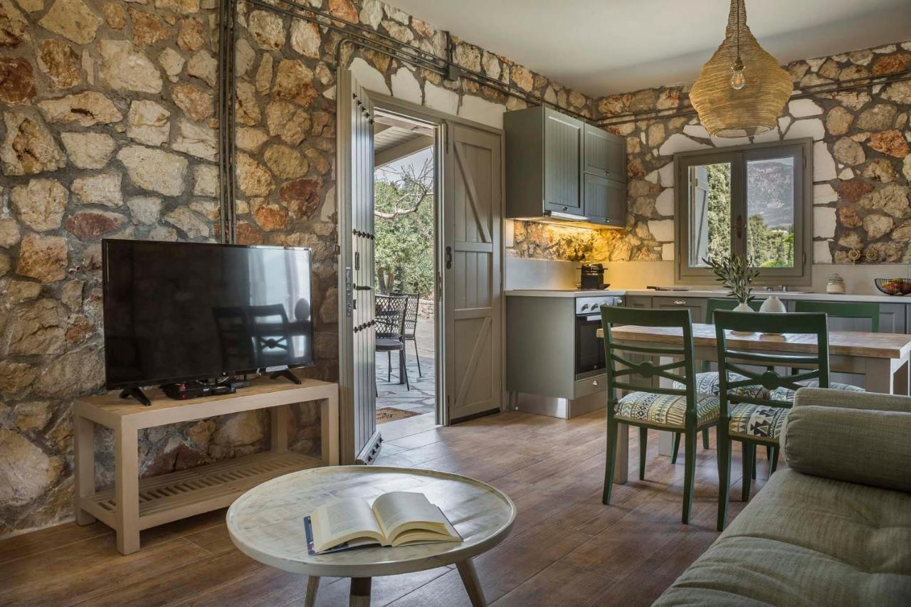 Ploes Luxury Cottages Πεσάδα Εξωτερικό φωτογραφία